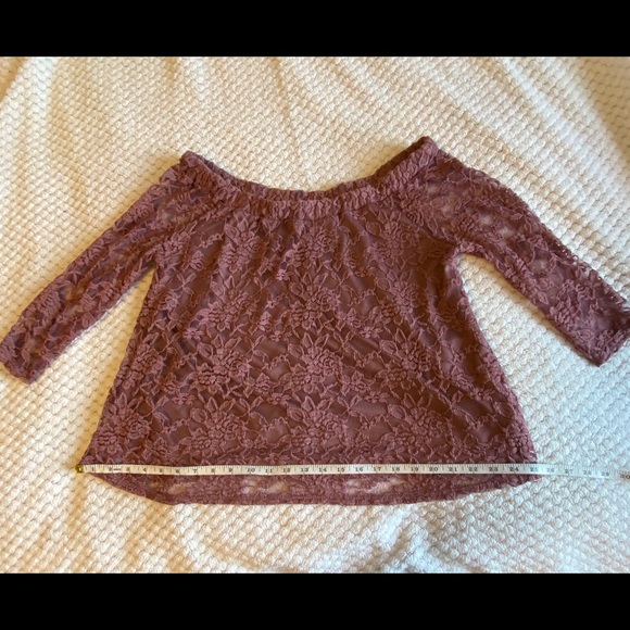 ARDENE Rose Lace Off Shoulder Top - Picture 2 of 2